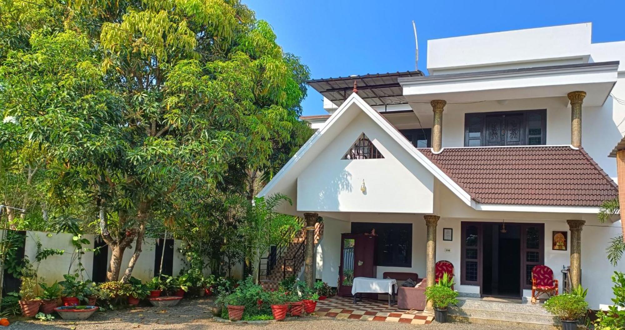 Alma Homestay Марарикулам Экстерьер фото